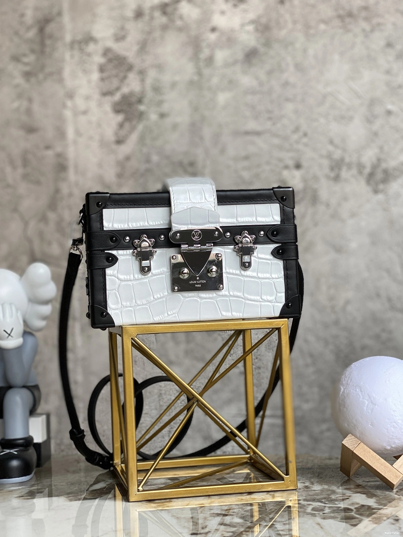 VUITTON MALLE PETITE LOUIS 0811